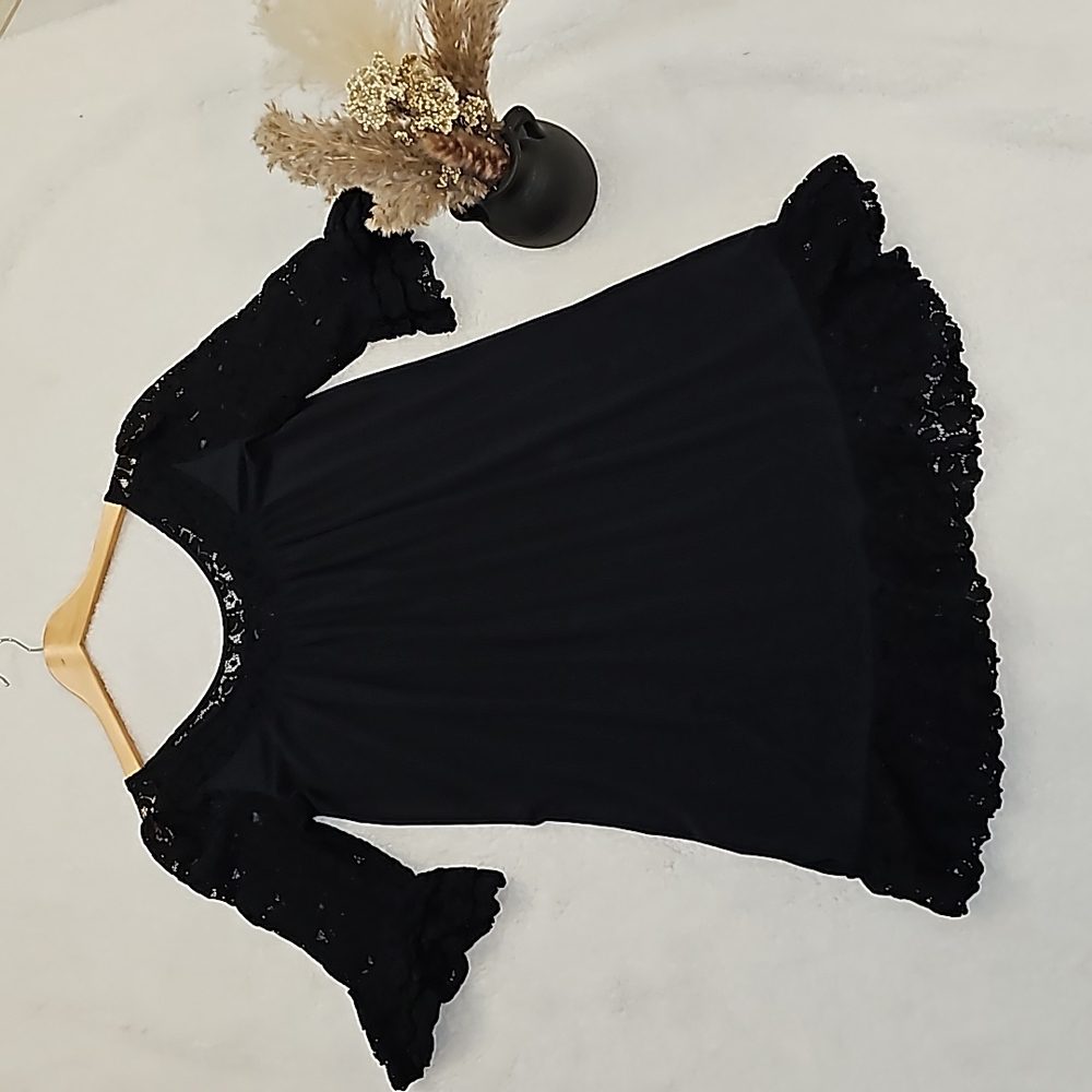 Moda International Black Mini, Size S
